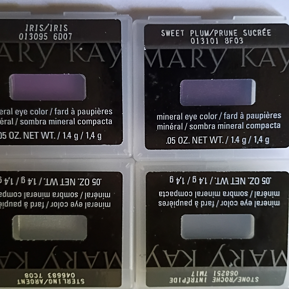 Mary Kay Eye Color Quad - Iris and Sweet Plum